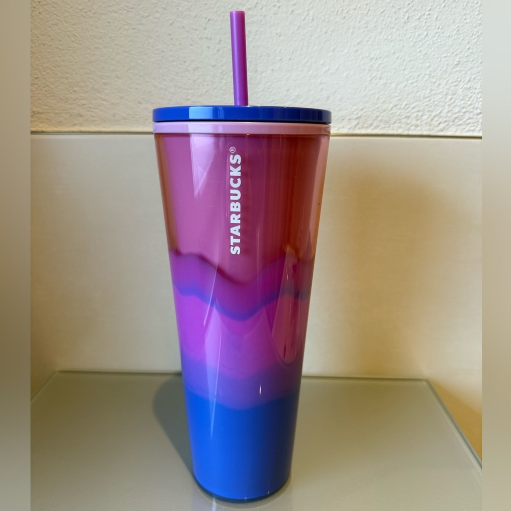 EUC Starbucks Ombre Cold Cup Tumbler with Lid & Straw Pink Purple